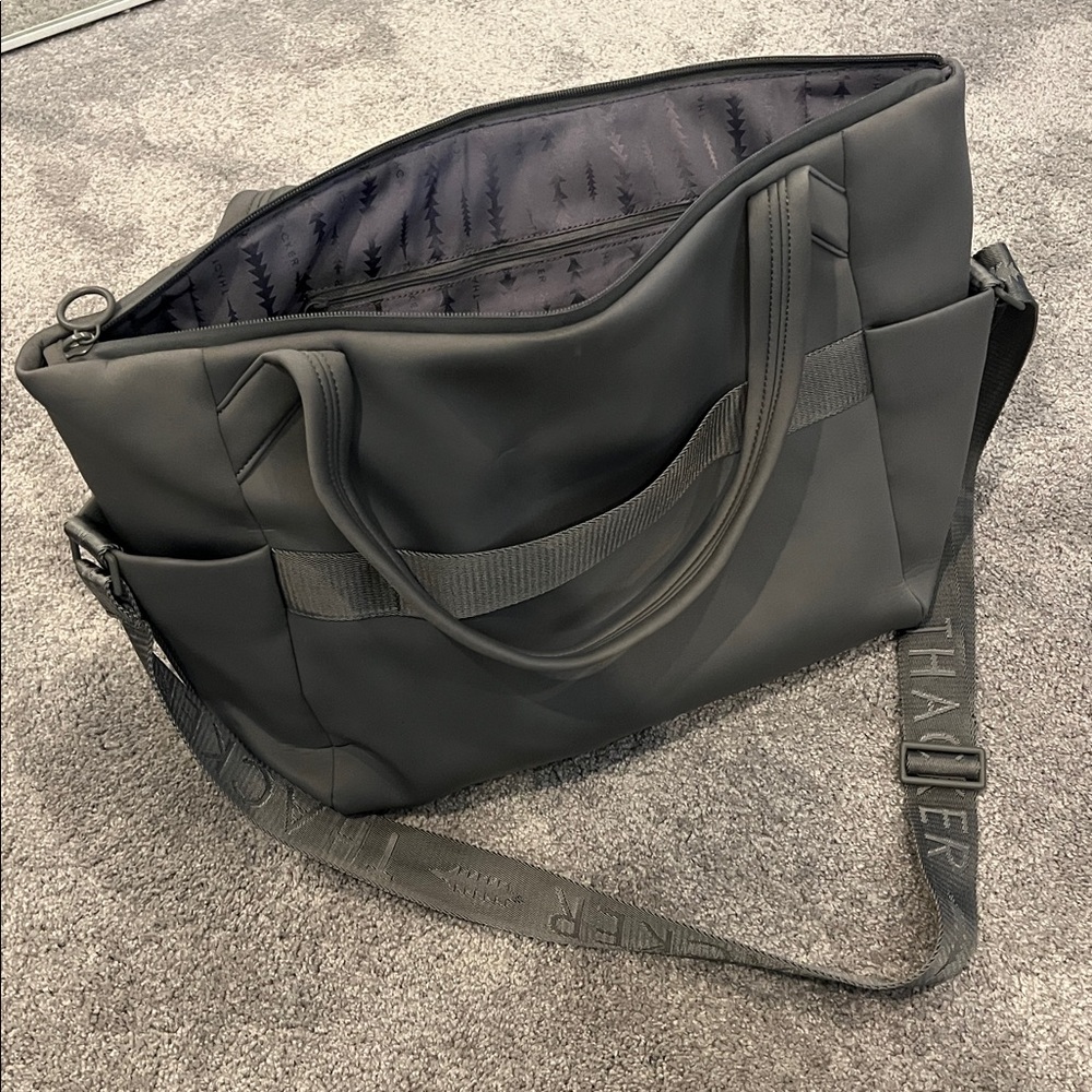 Thacker weekender in grey - Picture 8 of 11